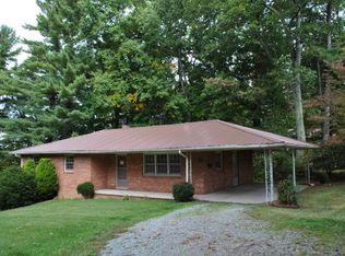 221 Cecil Miller Rd, Boone, NC 28607