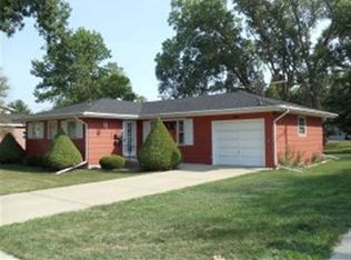 213 W Rockwell Ave, Fort Atkinson, WI 53538