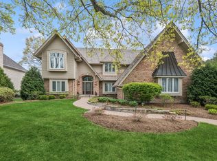 1339 Lawrence Ave, Lake Forest, IL 60045