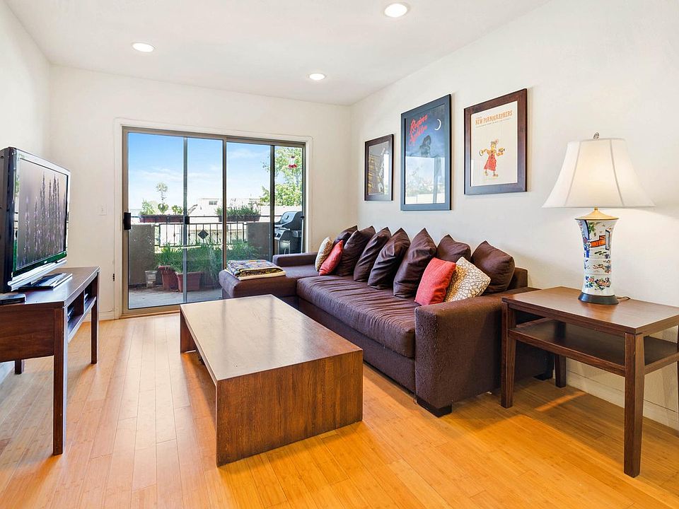 1st image of 3636 Jasmine Ave Unit 305