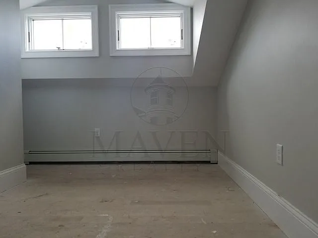 3 bed, 1.5 bath, 1100 sqft, $3,600 — Photo 4