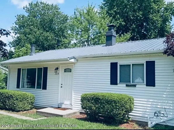 209 Folk St, Potterville, MI 48876