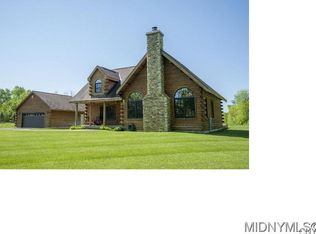 8610 E Floyd Rd, Holland Patent, NY 13354