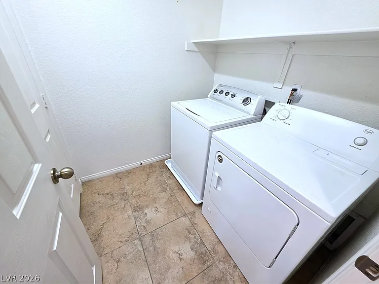 9115 Mount Wilson St — Photo 20