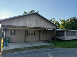 25880 Sawmill Rd, Plaquemine, LA 70764