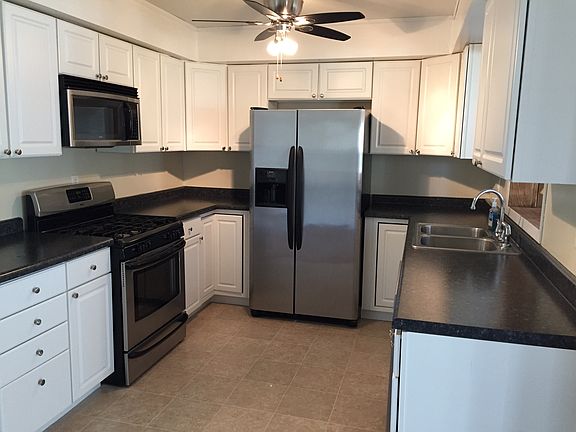Stainless Steel kitchen!