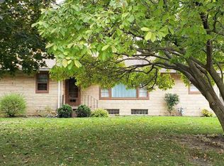 608 E Locust St, Geneseo, IL 61254