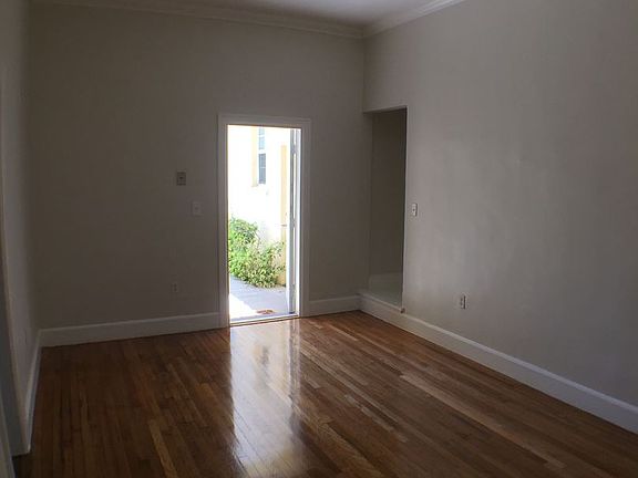 3rd image of 445 Anastasia Ave