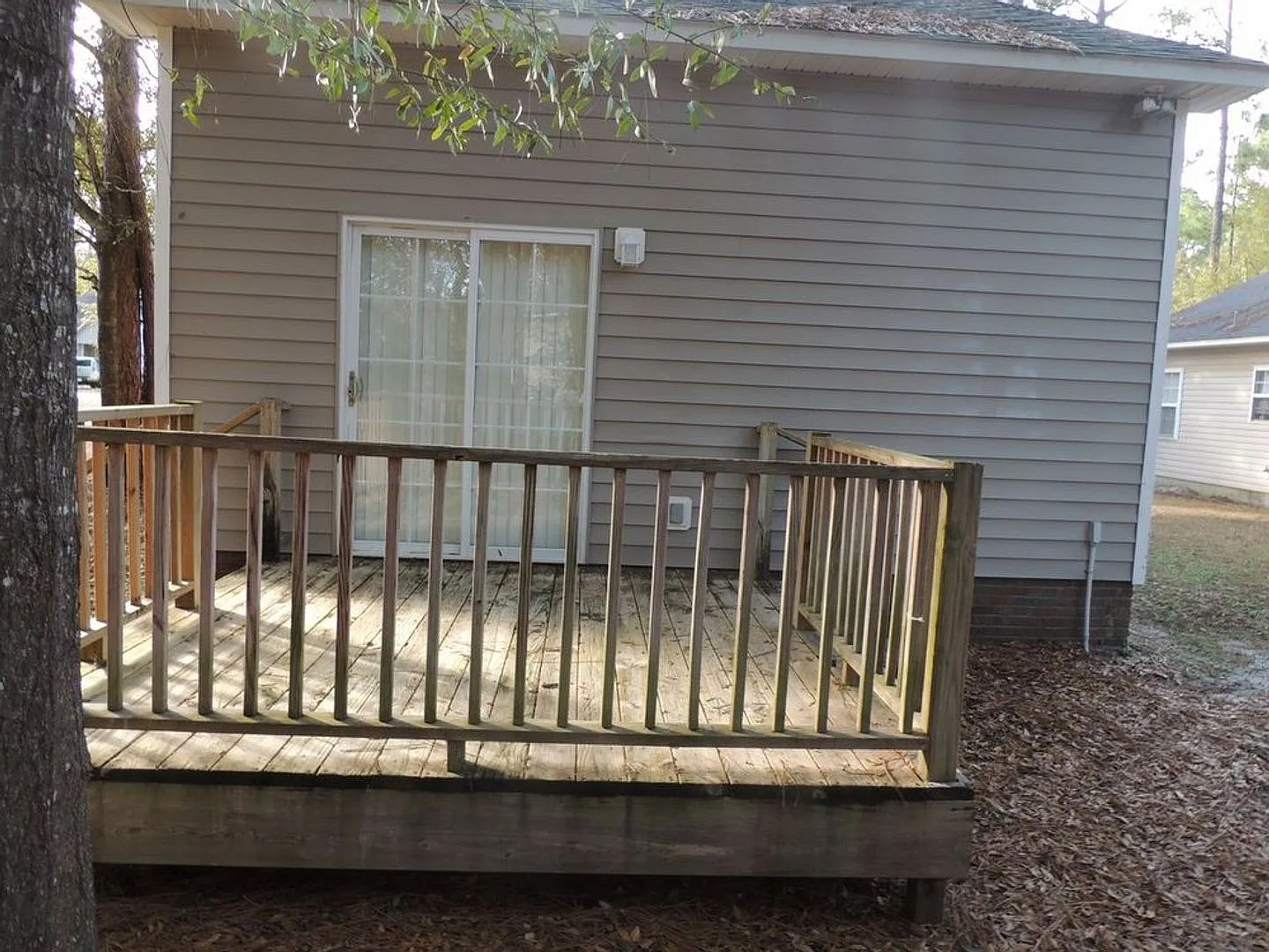 3 Bedroom 2 Bath House On Charter Drive — Photo 3