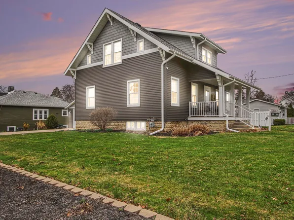 901 Campbell St, Valparaiso, IN 46385