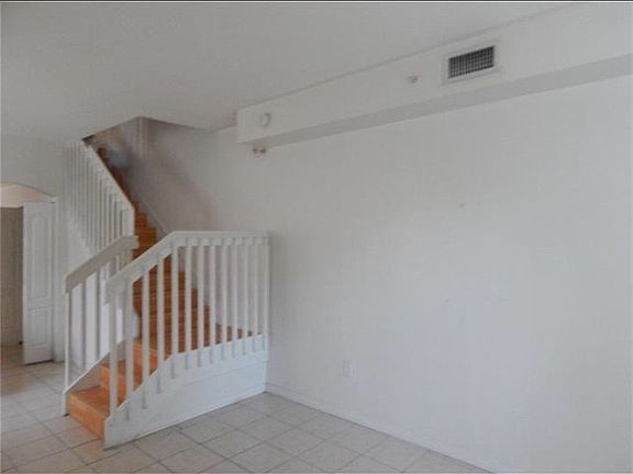 2nd image of 8936 W Flagler St APT 101