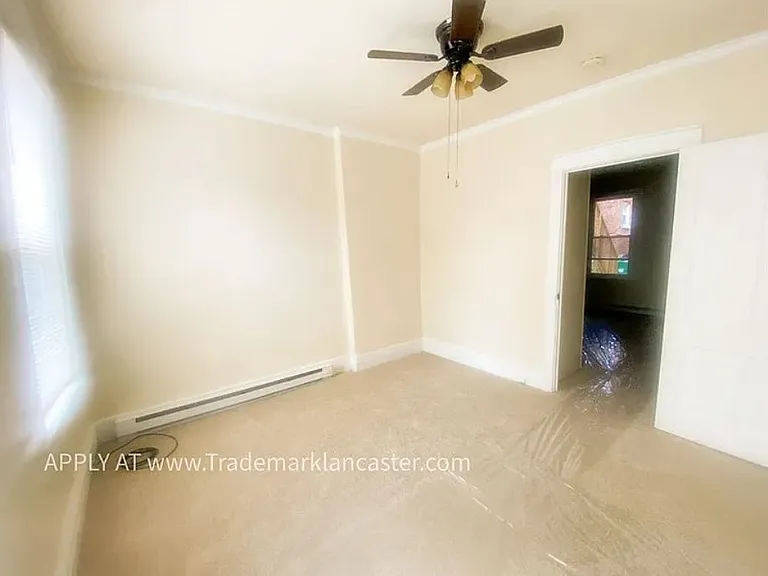 215 W Vine St #1 — Photo 2