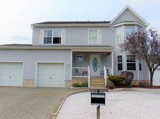 1442 Ocean Ave, Beachwood, NJ