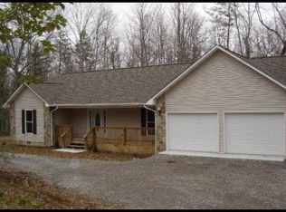 8 Stillhouse Pl, Monterey, TN 38574