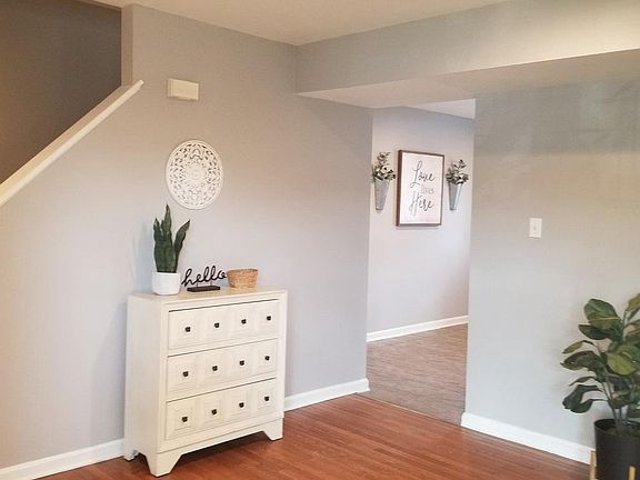 4th image of 112 Stull Ct