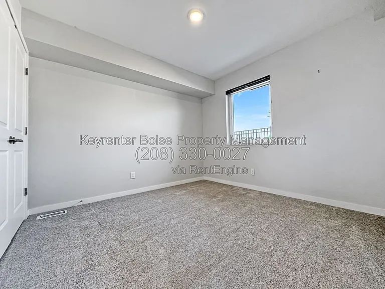 1198 S Marietta Spur Ln — Photo 13