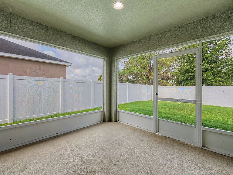 7918 Chestnut View Dr — Photo 26