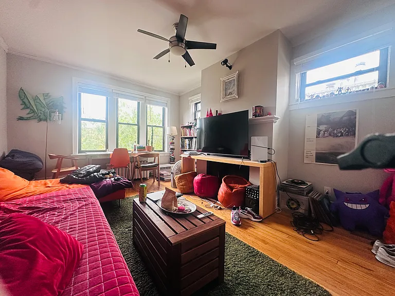 635 W Roscoe St #N3 — Photo 4