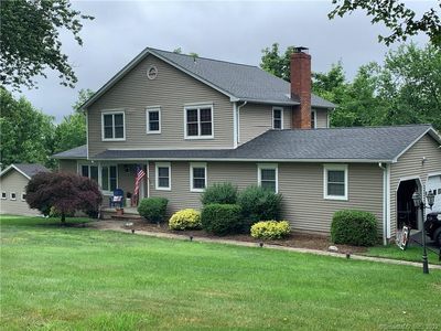 3 Meetinghouse Hill Circle, New Fairfield, CT, 06812