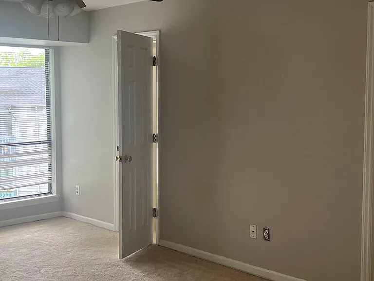 10933 Harrowfield Rd — Photo 13