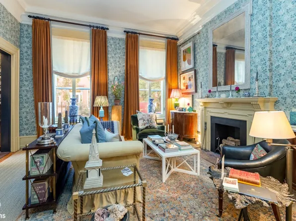 20 West 12th Street image 5 of 30