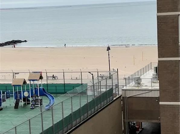 601 Brightwater Court image 1 of 2