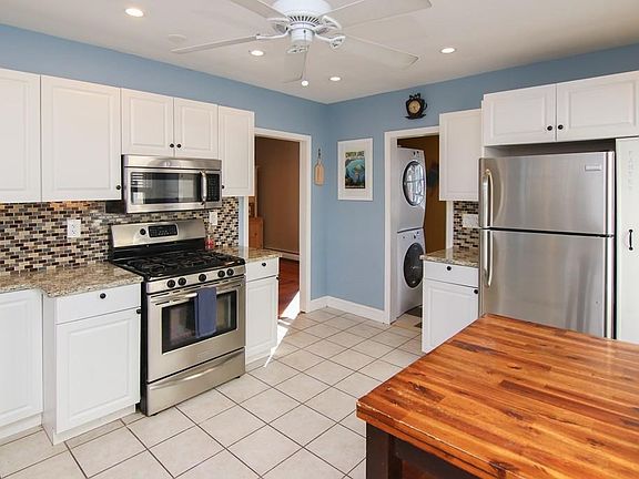 5th image of 8 Tremont St