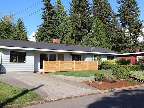 2nd image of 16048 NE 3rd St