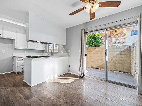 5th image of 3702 S Marine St #2