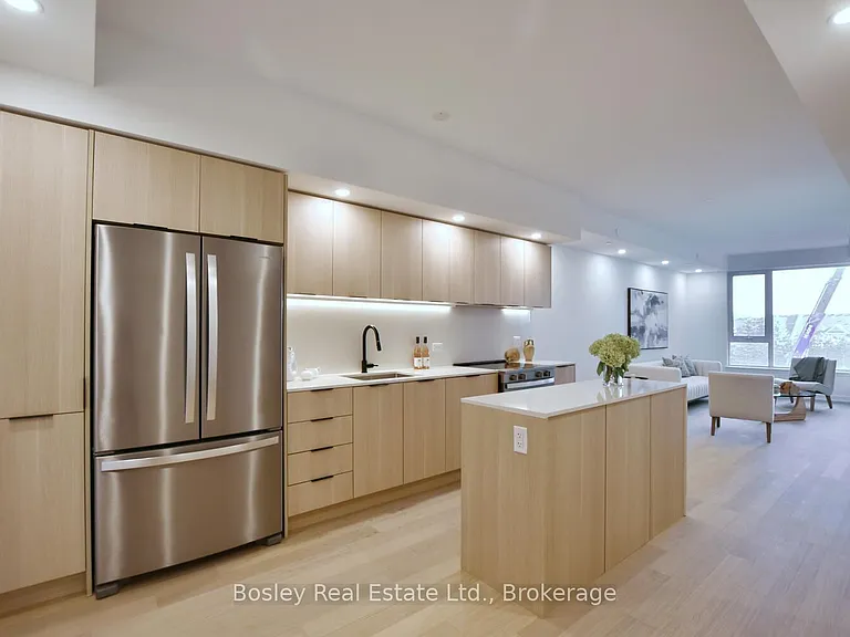 31 Huron St #227 — Photo 9