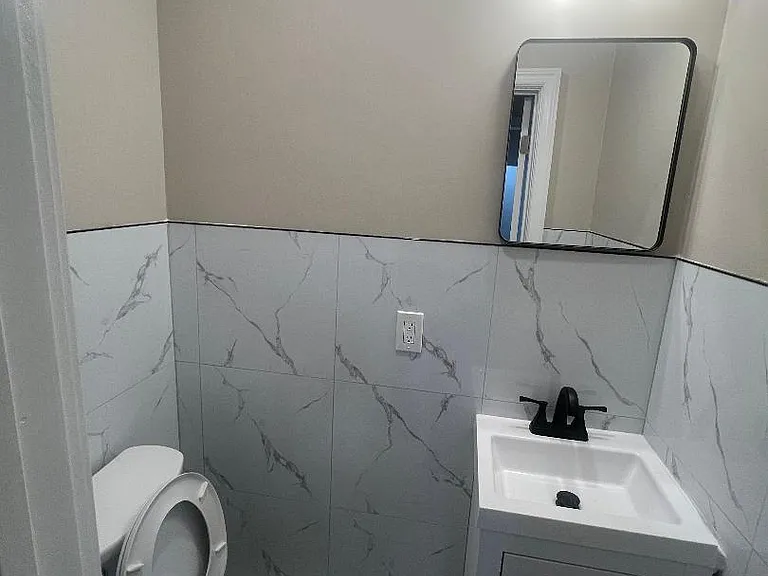 33 Harding St — Photo 12