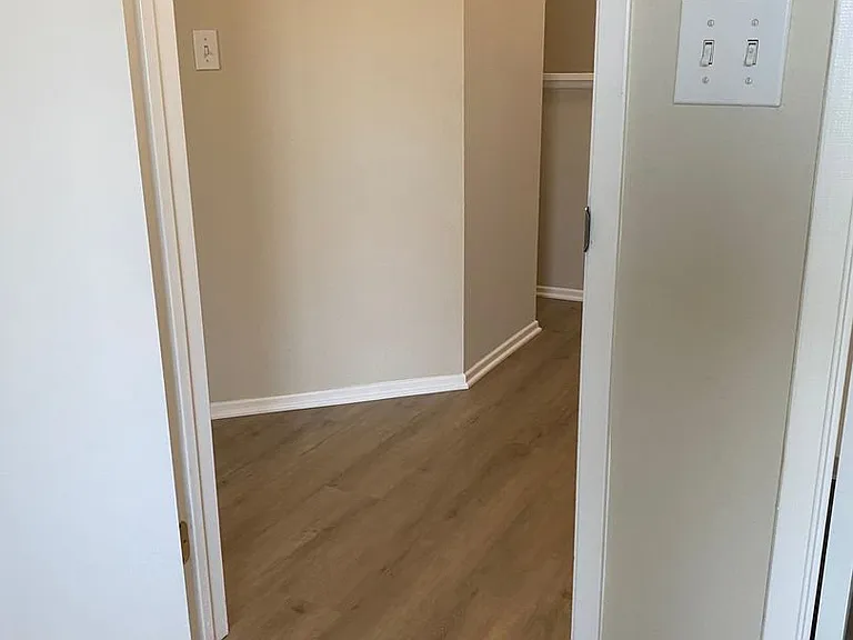 de Tolosa Ranch Apartments — Photo 53