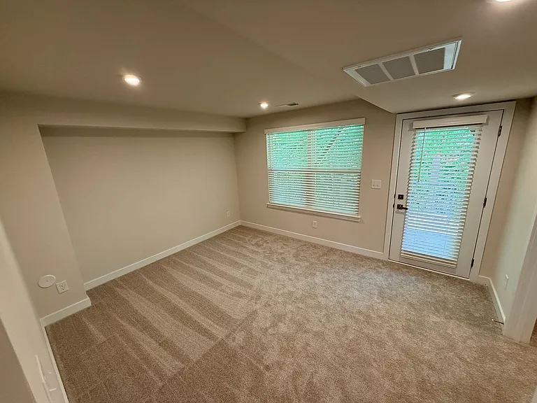 4136 Auburn Oak Ln — Photo 10