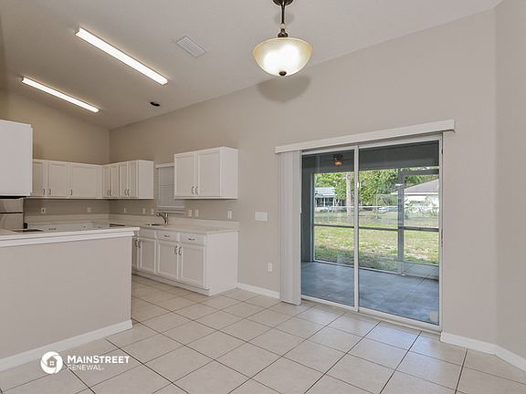 5th image of 3071 S Salford Blvd