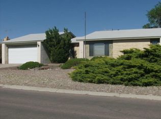 90 Pageant St, Rio Communities, NM 87002