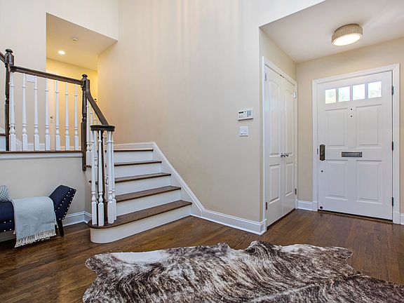 2nd image of 61 Abbey Close