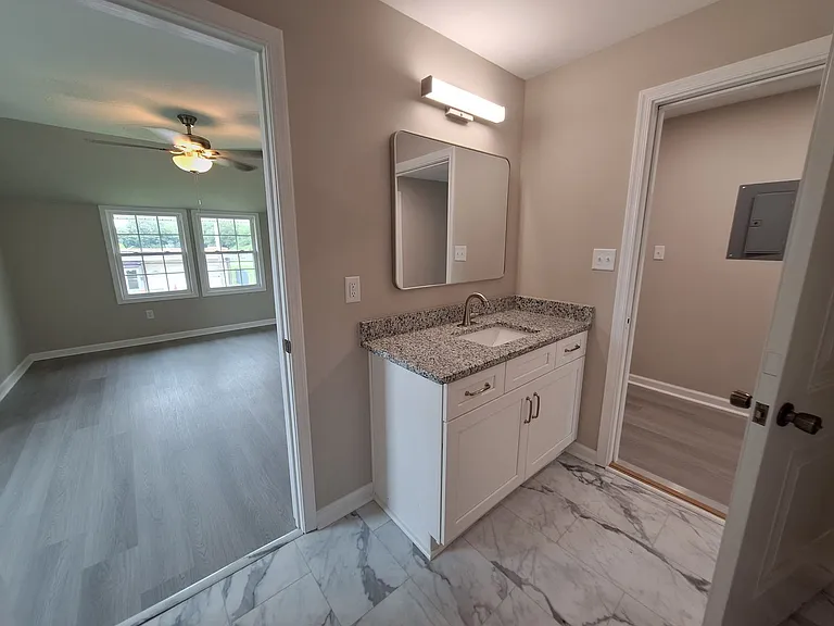 1814 Kecoughtan Rd — Photo 52