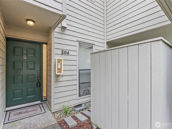 8845 166th Ave NE #B204, Redmond, WA 98052