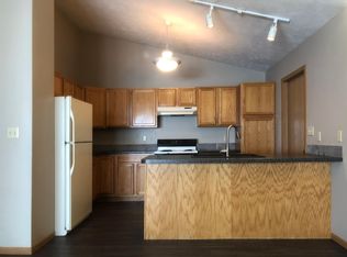 1911 SW 10th St, Lincoln, NE 68522