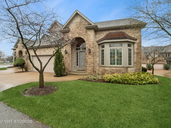 1829 Rizzi Ln, Bartlett, IL 60103