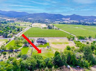 7335 Wagner Creek Rd, Talent, OR 97540