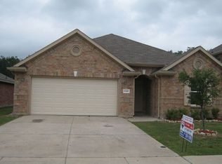 2112 Warnford Pl, Arlington, TX 76015