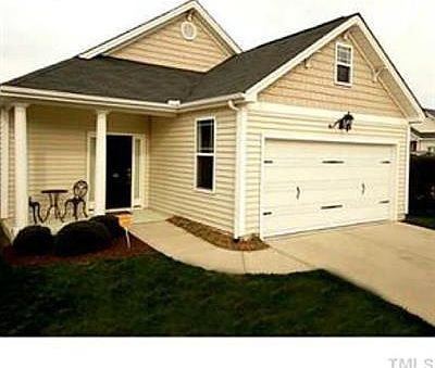 4th image of 46 Denby Cir
