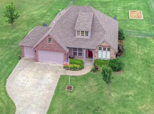 4 Ranch Acres Rd, Pryor, OK 74361