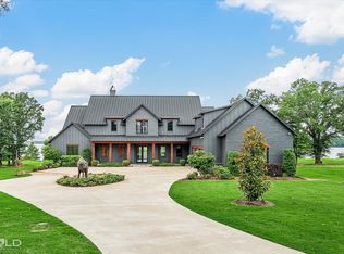5805 Cross Lake Point Dr, Shreveport, LA 71107