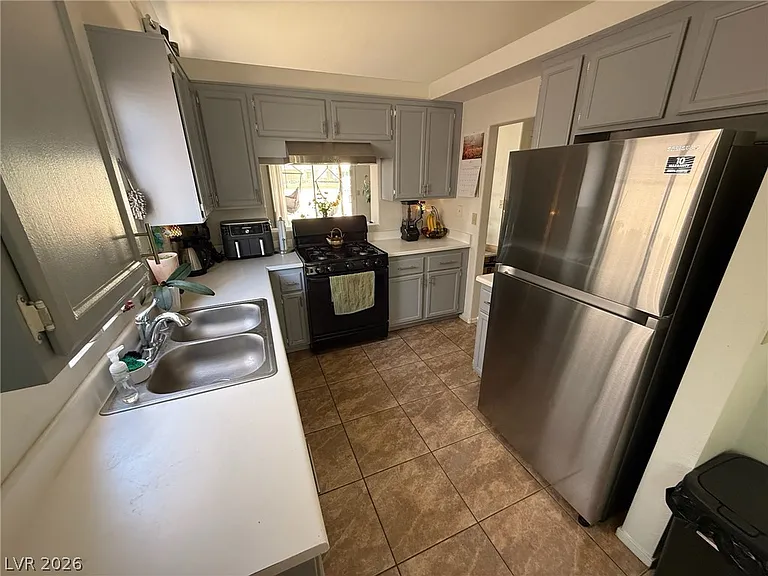 1708 Crystal Chimes Dr — Photo 5