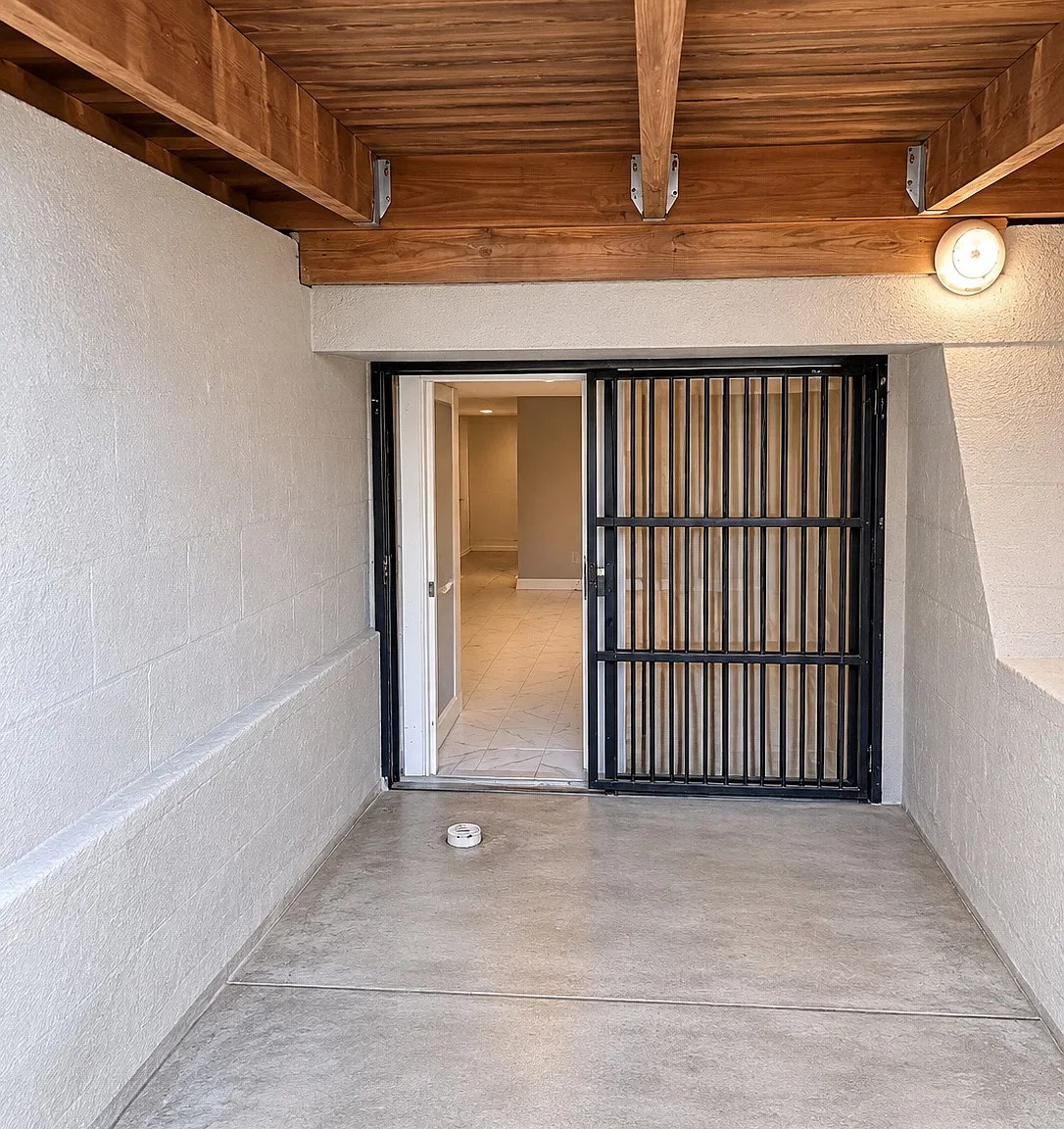 1 bed, 850 sqft, $1,200 — Photo 2