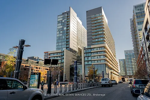 36 Lisgar St Photo 1
