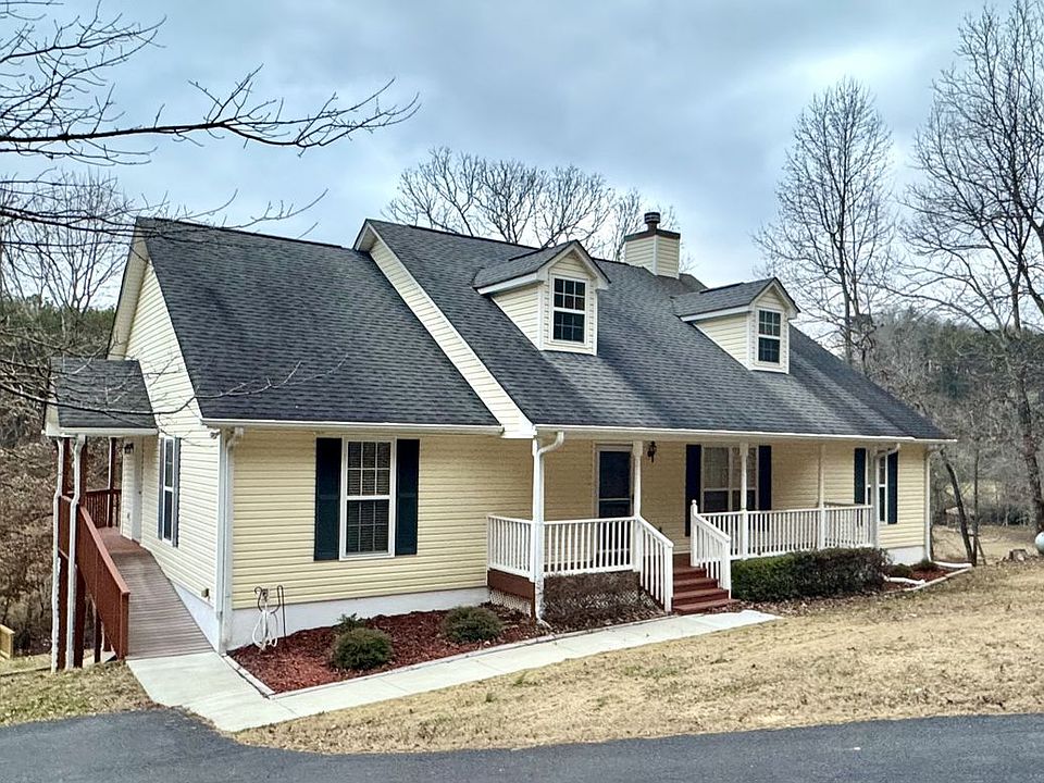 1st image of 863 Woodland Dr