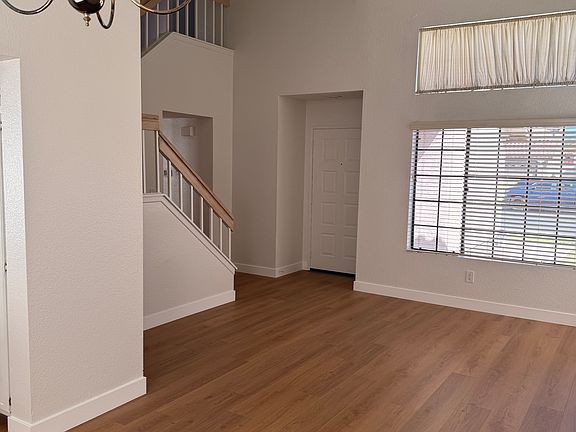 2nd image of 39345 Medina Ct